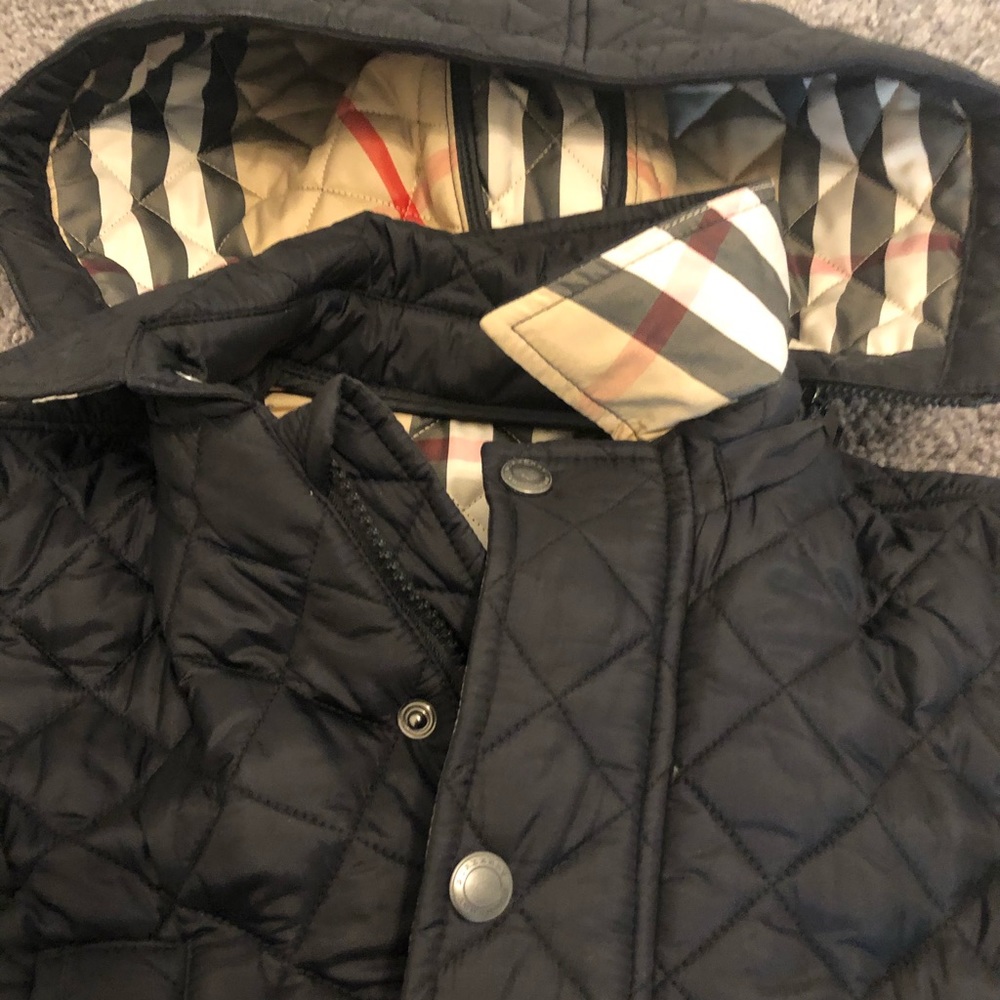 Bulberry Quilted Light Jacket - Picture 6 of 6
